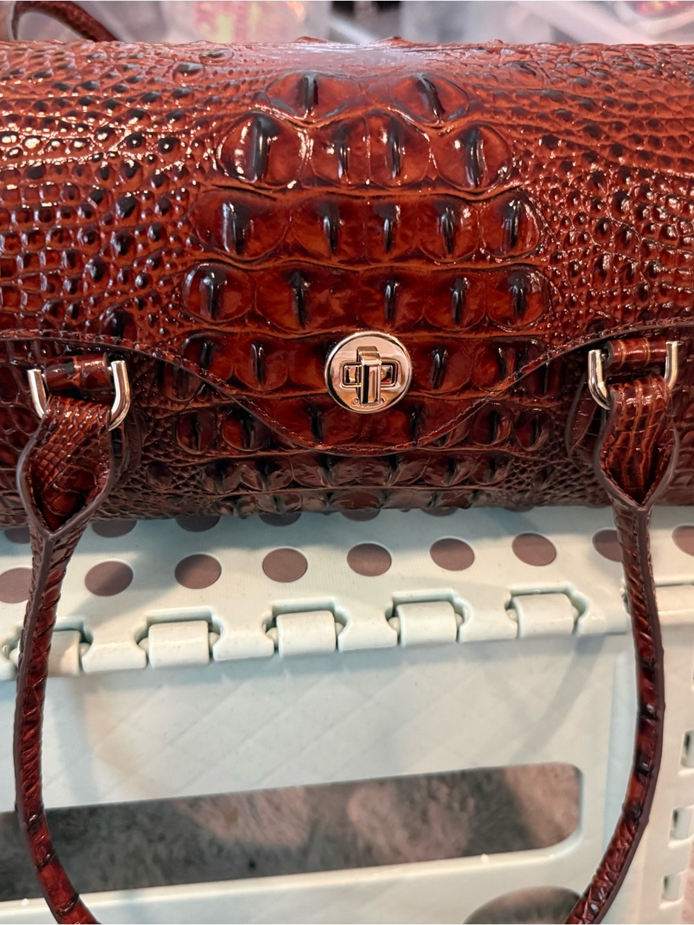 Brahmin Brick Brown Croc-Embossed Leather Shoulder Bag - Picture 3 of 6
